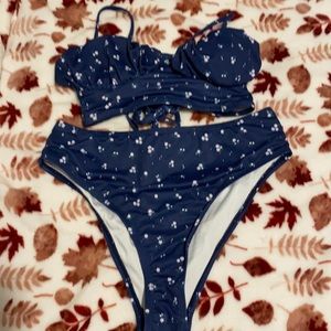 Strapped Floral Swim Suit Set.